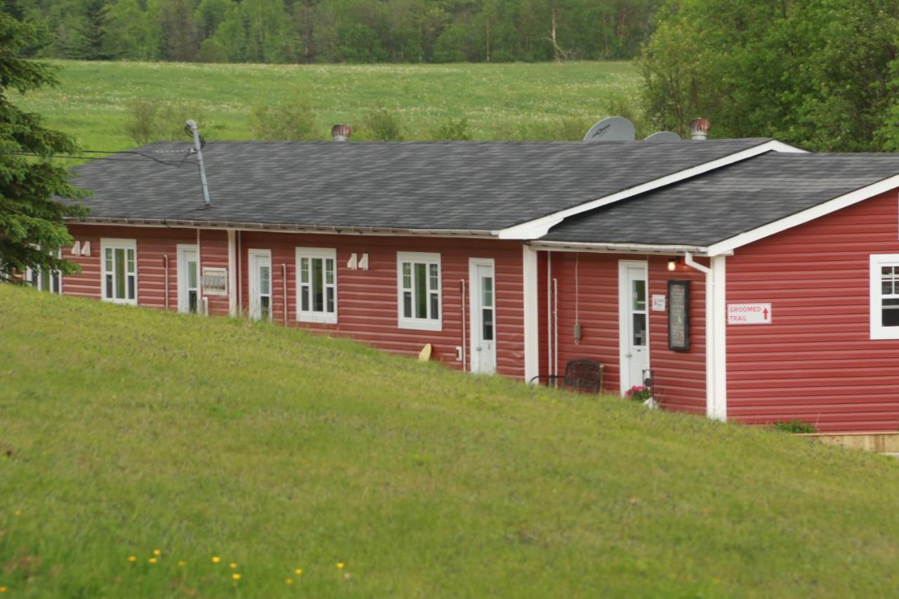Hotel Rocky Brook Acres Cormack Exterior foto