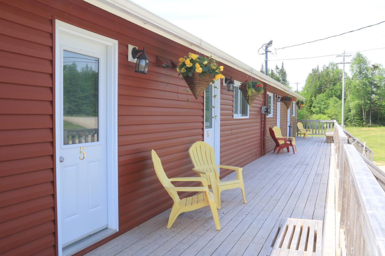 Hotel Rocky Brook Acres Cormack Exterior foto
